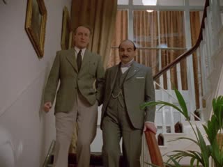 7. agatha christie's poirot. double sin (england. detective. 1990)